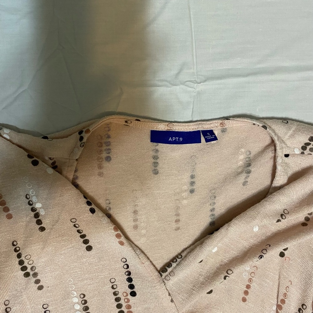 Apt. 9 blouse - Picture 2 of 2